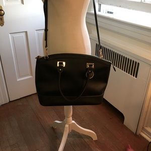 Anne Klein Black Purse with gold zipper and hardware